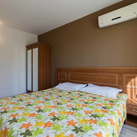 1bedroom W Balcony &kitchen+washer Napospart