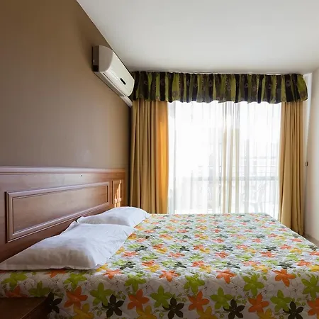 1bedroom W Balcony &kitchen+washer Apartman
