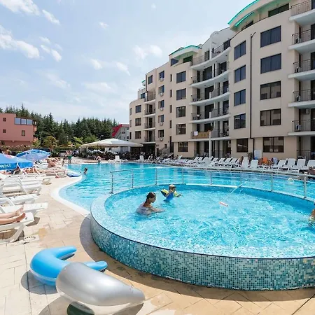 1bedroom W Balcony &kitchen+washer Apartman *